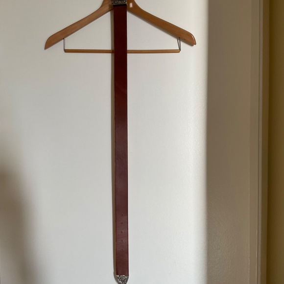 Ladies Genuine Leather Belt - Picture 2 of 4